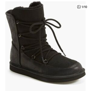 Ugg Lodge Lace Up Water Resistant Boots 8 Black Sherpa Lined Cozy Winter Warm